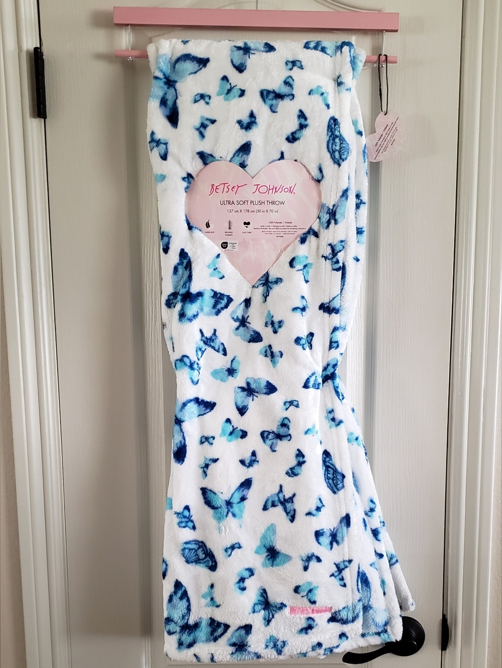 Betsey Johnson White & Blue Watercolor Butterfly 50 X 70 Plush Throw Blanket NWT